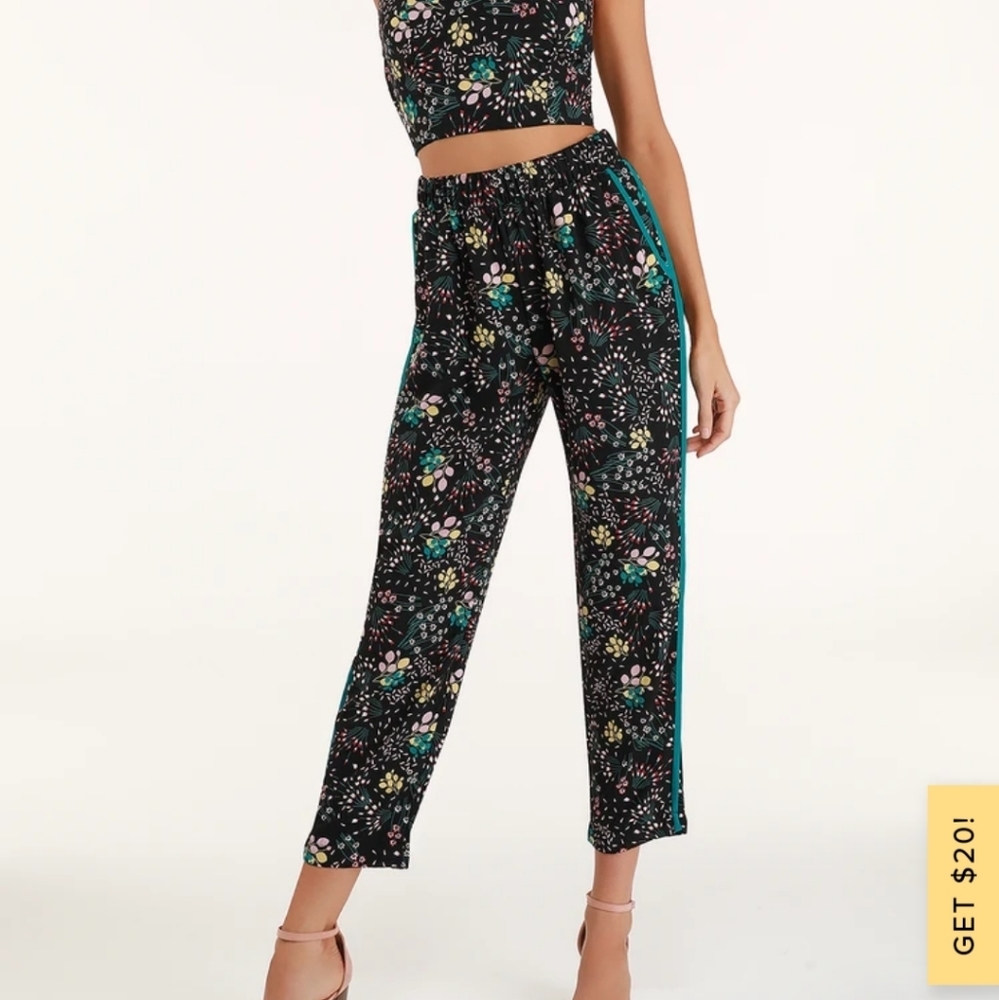 Lulu's boho blooms pants